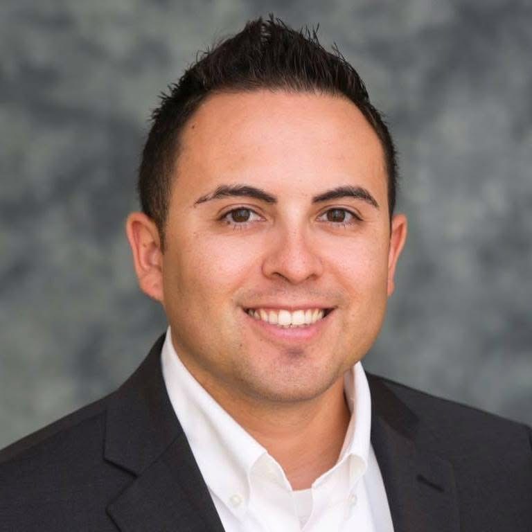 Picture of Rigo Robles DRE# 02147812